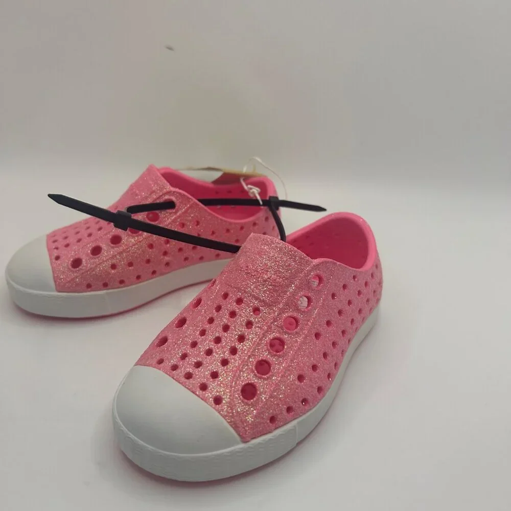 NWT Native Shoes Jefferson Bling Girl's Water Shoes pink sparkle white shell c5
